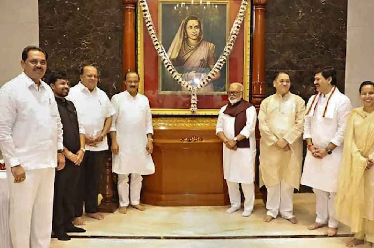 Ajit Pawar, ncp symbol, Ajit Pawar meeting, election commission, ncp crisis, ncp election commission Ajit Pawar, ncp symbol, Ajit Pawar meeting, election commission, ncp crisis, ncp election commission