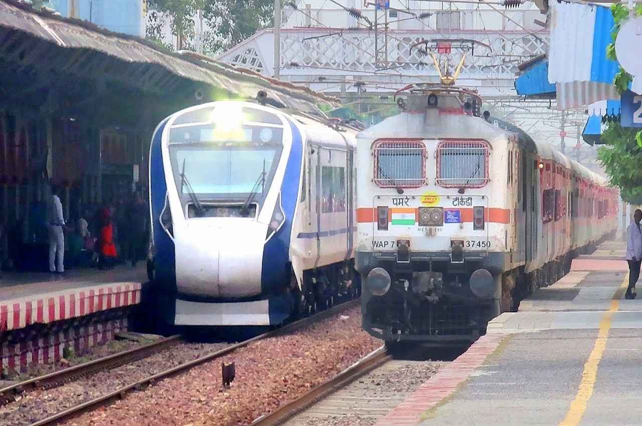 Indian Railways: वंदे भारत, राजधानी समेत इन ट्रेनों के रात्रि नियम बदले, रात को सफर करने वाले यात्री हो जाएं सावधान!