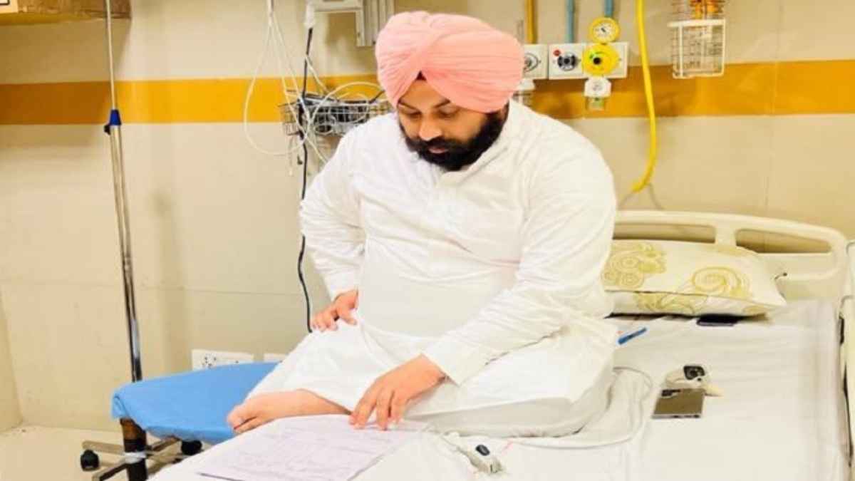 पंजाब के कैबिनेट मंत्री को सांप ने डसा; बाढ़ प्रभावित इलाके में घटी घटना, अब ऐसी है हालत