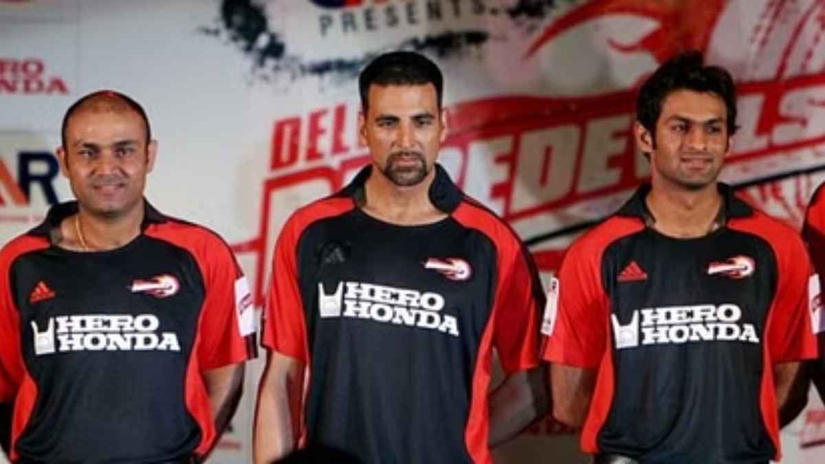 जब अक्षय कुमार ने दिल्ली कैपिटल्स को डूबने से बचाया? BCCI मैनेजर ने किया बड़ा खुलासा
