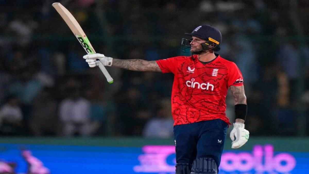 वर्ल्ड कप से पहले इंग्लैंड के धाकड़ बल्लेबाज ने अचानक किया संन्यास का ऐलान, ऐसा रहा अंतरराष्ट्रीय करियर