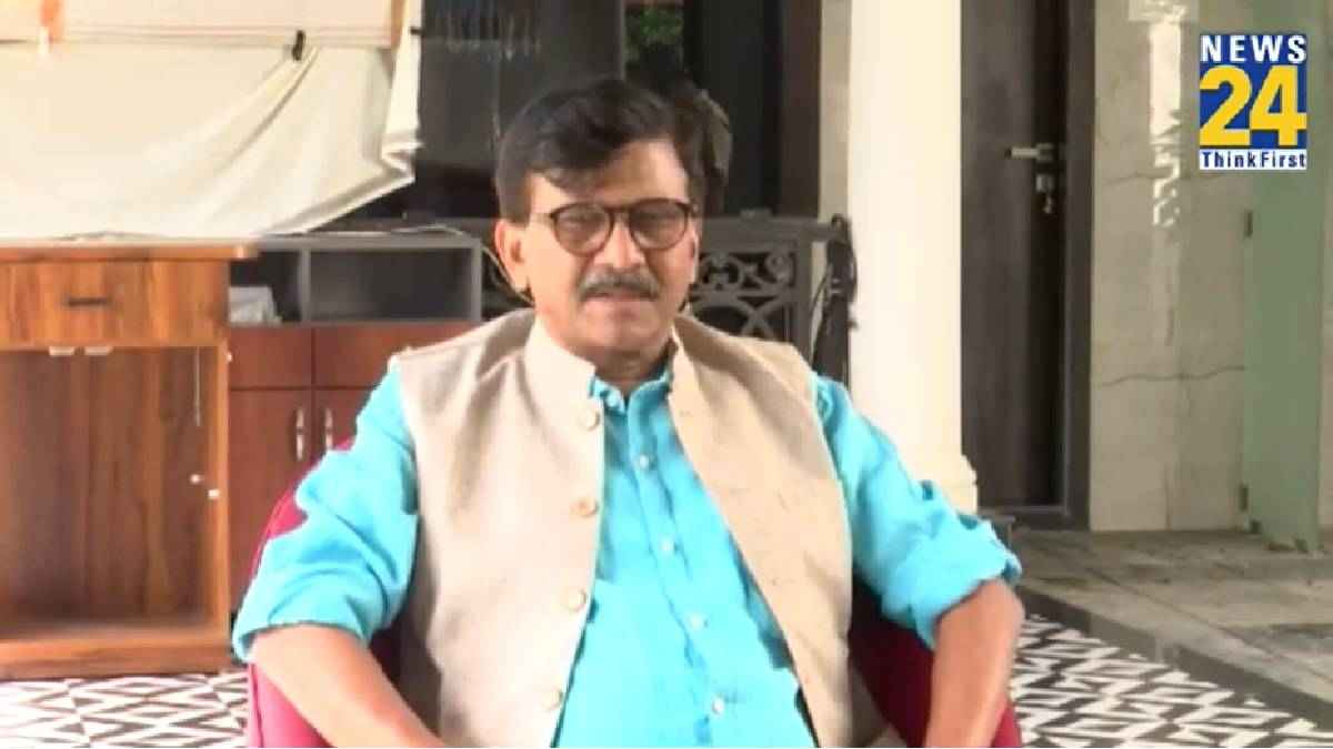 'अयोध्या में राम मंदिर उद्घाटन के दौरान देश में दंगे कराने की साजिश', संजय राउत का आरोप