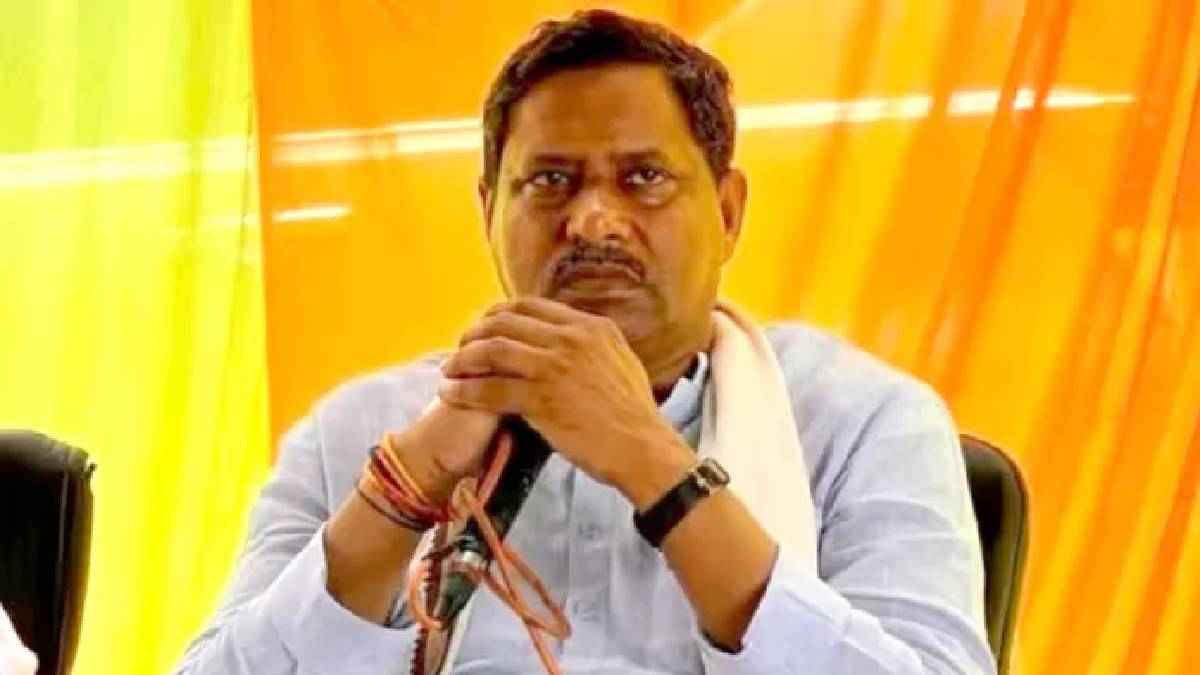 विपक्ष ने केंद्र से पूछा- कब जाएगी भाजपा सांसद की सांसदी? रामशंकर कठेरिया को हुई है 2 साल की सजा