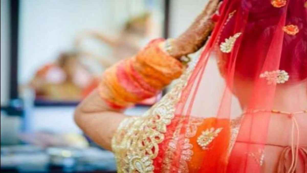 दुल्हन के जोड़े में होने वाले शौहर का इंतजार करती रही प्रेमिका, दूसरी लड़की लेकर फरार हो गया प्रेमी