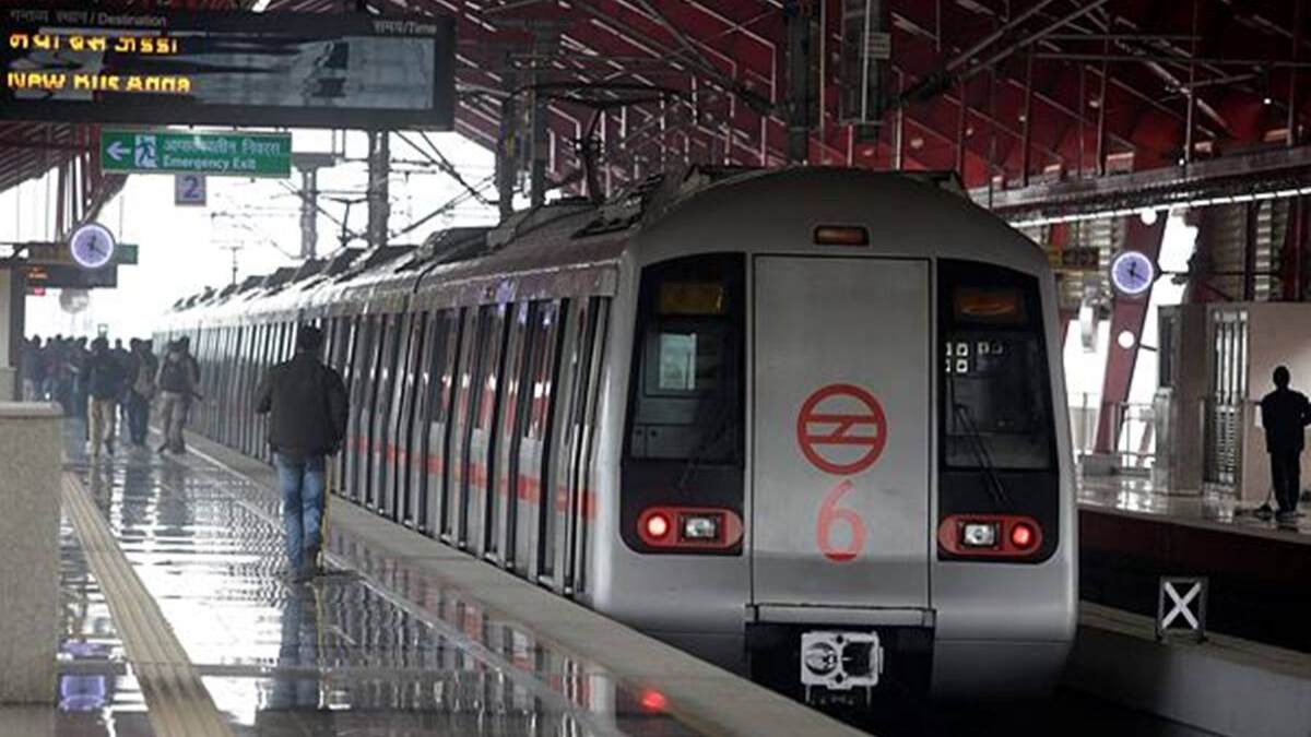 Delhi Metro Masturbation, Delhi Metro, Masturbation in Delhi Metro