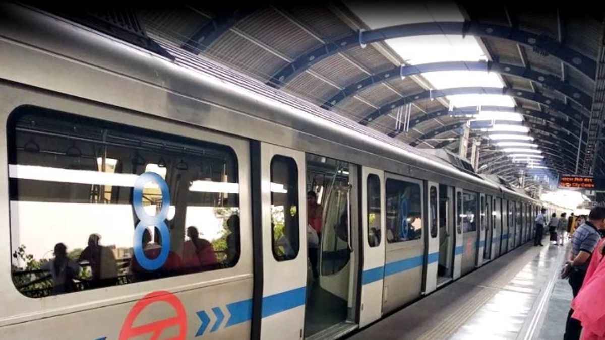 Delhi Metro ने लाखों यात्रियों को दी एक और सुविधा, खबर पढ़िये और उठाइये लाभ