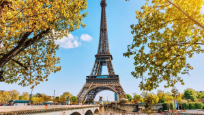 Eiffel Tower Bomb threat, Paris, 7 Wonders of the World 