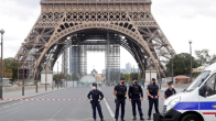 Eiffel Tower Bomb threat, Paris, 7 Wonders of the World