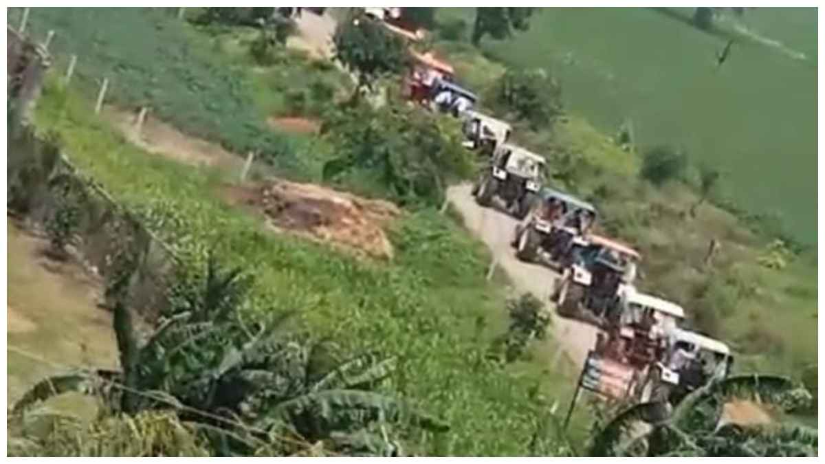 Gadar 2 film shown by villagers