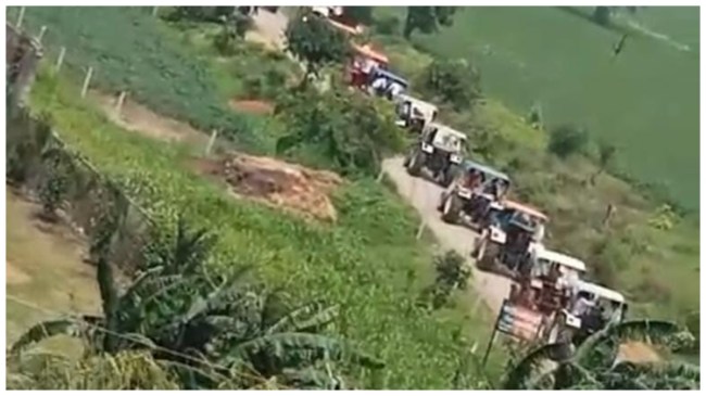 Gadar 2 film shown by villagers