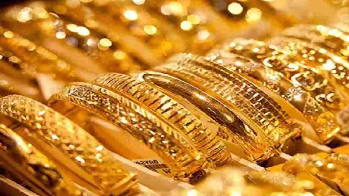 सोने की कीमत गिरी धड़ाम, एक दिन में लोगों के 10.7 लाख करोड़ रुपये डूबे