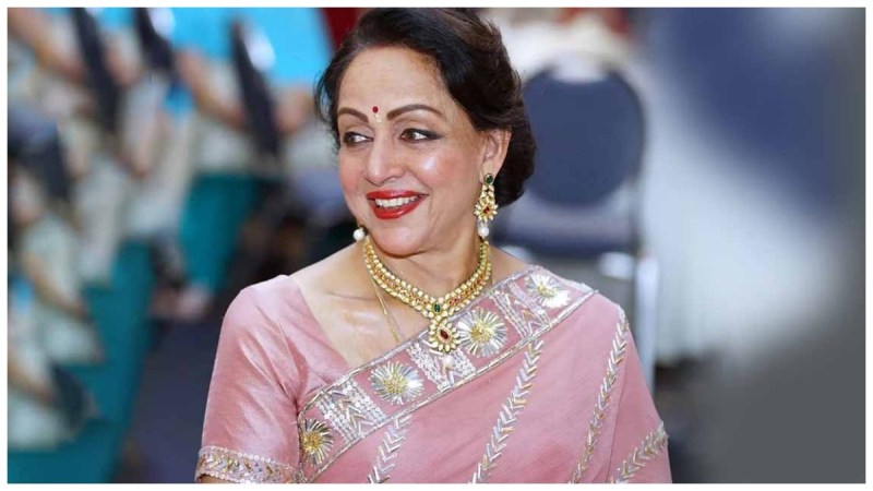 Hema Malini on Dharmendra and Shabana Azmi Kissing Scene