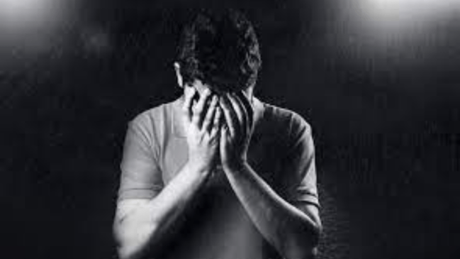 Karnataka High Court, husband black Skinned, Divorce Case, illicit relationships