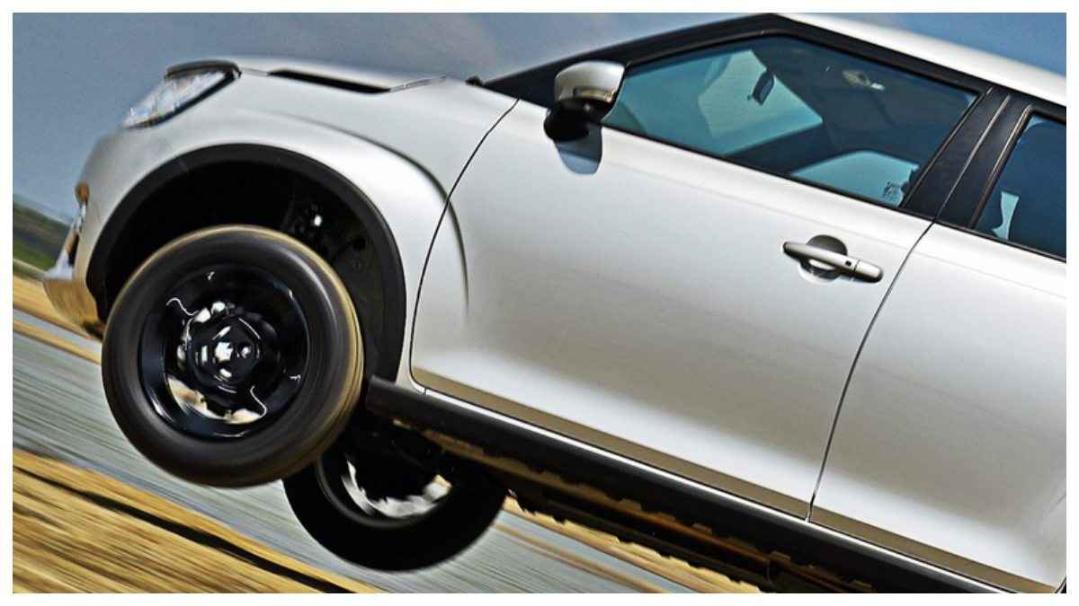 Maruti की इस कार को अभी खरीदने पर बचेंगे 69000 रुपये, 20 की माइलेज और स्पोर्टी लुक