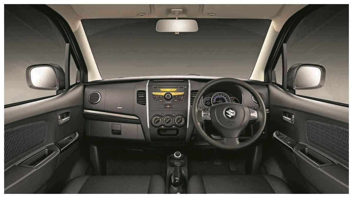 Maruti की यह कार है मिडिल क्लास की पहली पसंद, 34 की माइलेज और कीमत भी 6 लाख से कम