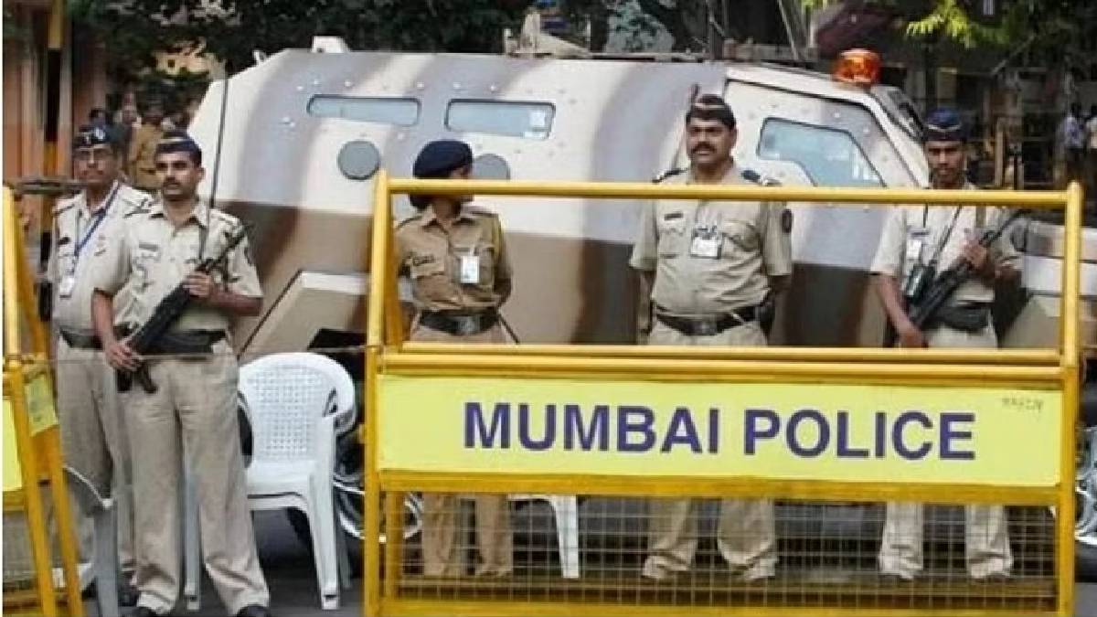 Pakistan independence Celebrated mumbai police action taken on college students