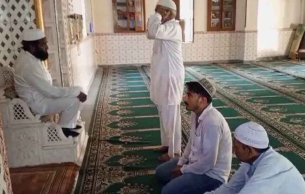 Nuh Violence: कोरोना काल के बाद पहली बार फीकी पड़ी गुरुग्राम की ईदगाहों की रंगत; जुम्मे की नमाज में दिखे इक्का-दुक्का लोग
