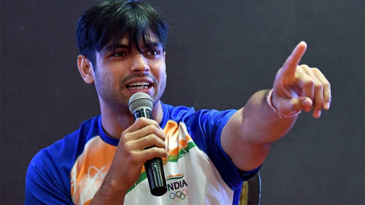 नीरज चोपड़ा ने पाकिस्तान के खिलाड़ी को किया फोन, तारीफ सुन झूम उठा 25 साल का मेडलिस्ट
