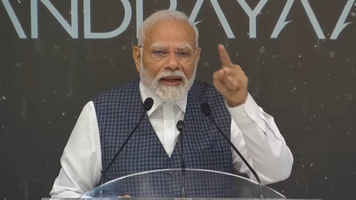 PM Modi in ISRO Command Center