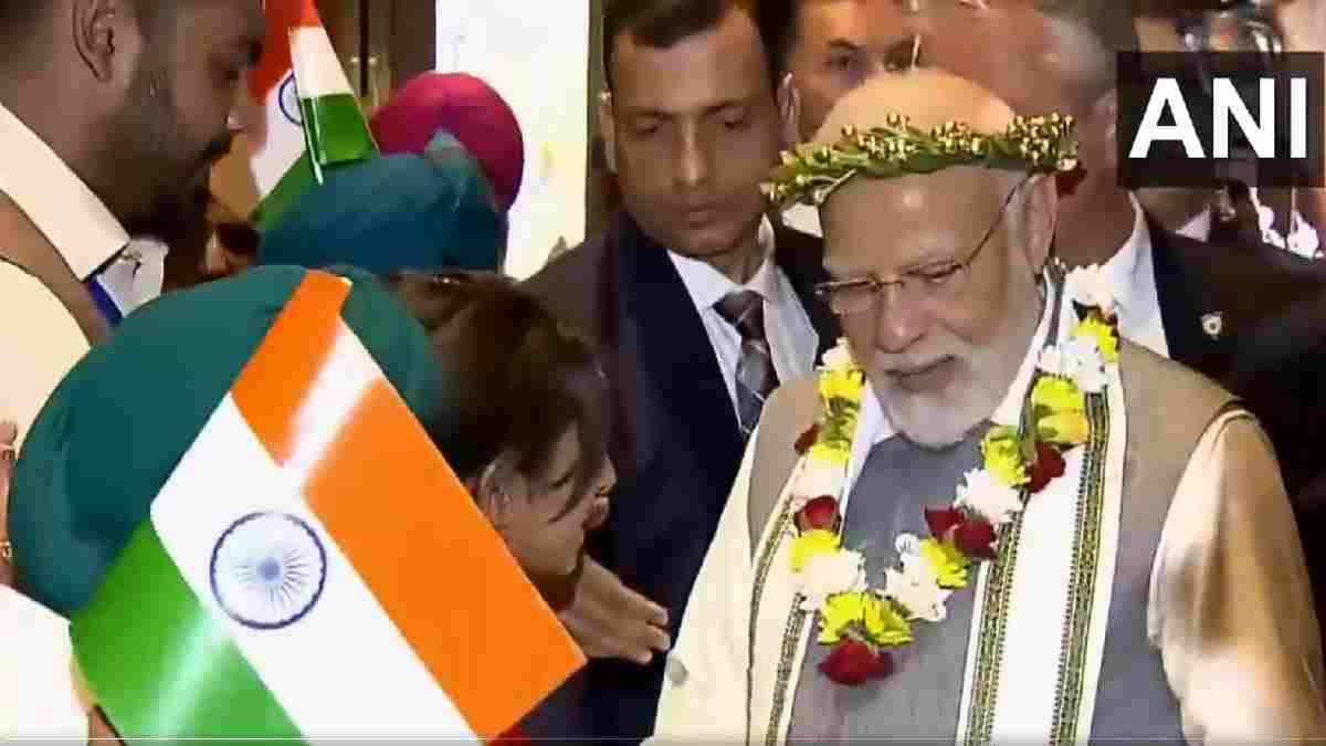 PM Modi Greece Visit : 'भारत माता की जय' के नारों से गूंजा एथेंस, देखिए Video