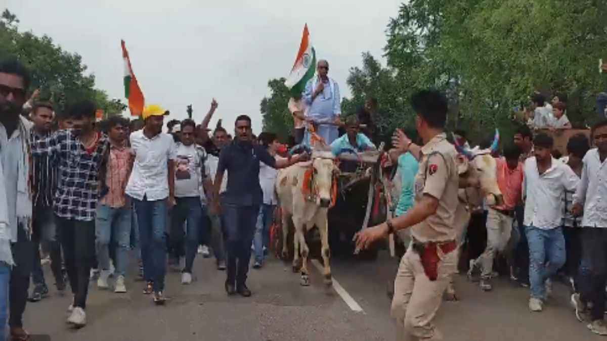 Rajasthan: राहुल गांधी की सभा में पहुंची किराए की भीड़, किरोड़ीलाल बोले- सीएम में दम हैं तो मुझे अरेस्ट करवाएं