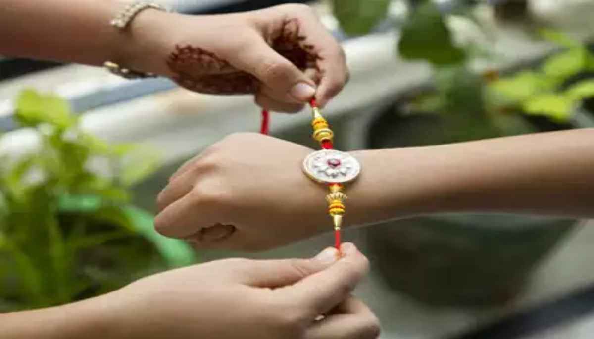 ’रक्षा बंधन’ की अनोखी मिसालः बहन ने भाई को इस तरह दिया ’जीवन दान’