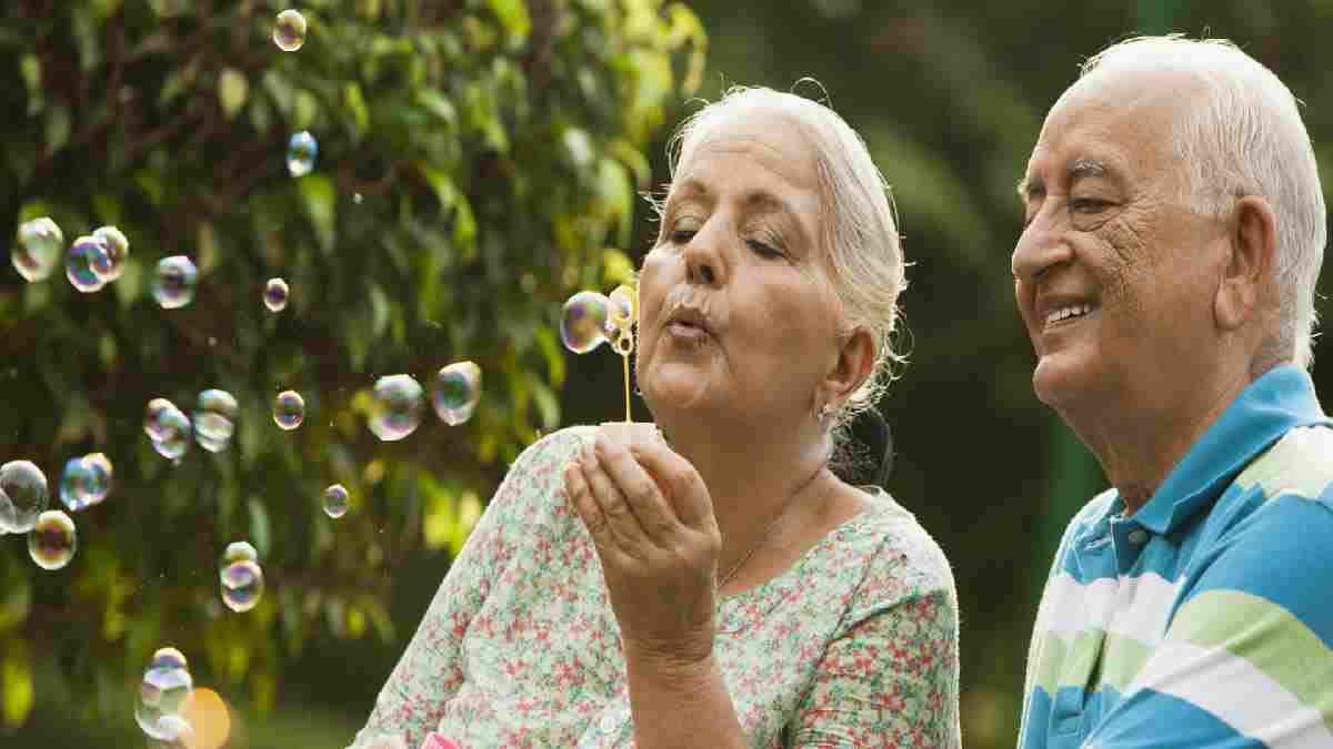 Atal Pension Yojana: मोदी सरकार की इस स्कीम का उठाएं फायदा, मौज में कटेगी जिंदगी, हर महीने मिलेंगे इतने रुपये