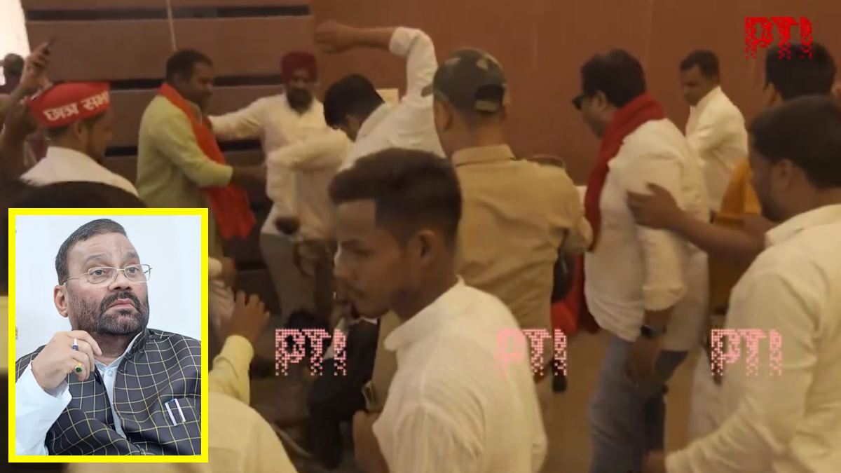 Shoe thrown at Swami Prasad Maurya in Lucknow, Viral Video, Lucknow News, UP News