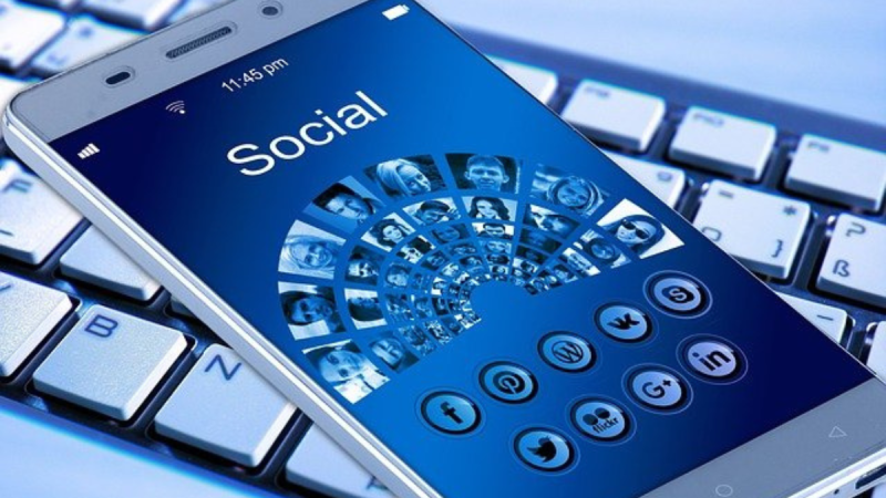 Indian culture, social media, Social Networking Site, Sanjeev Sharma Opinion