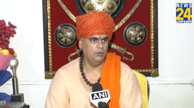 Swami Chakrapani Strange demand on Chandrayaan 3, Moon Hindu Nation, Shivshakti Point, Swami Chakrapani Video