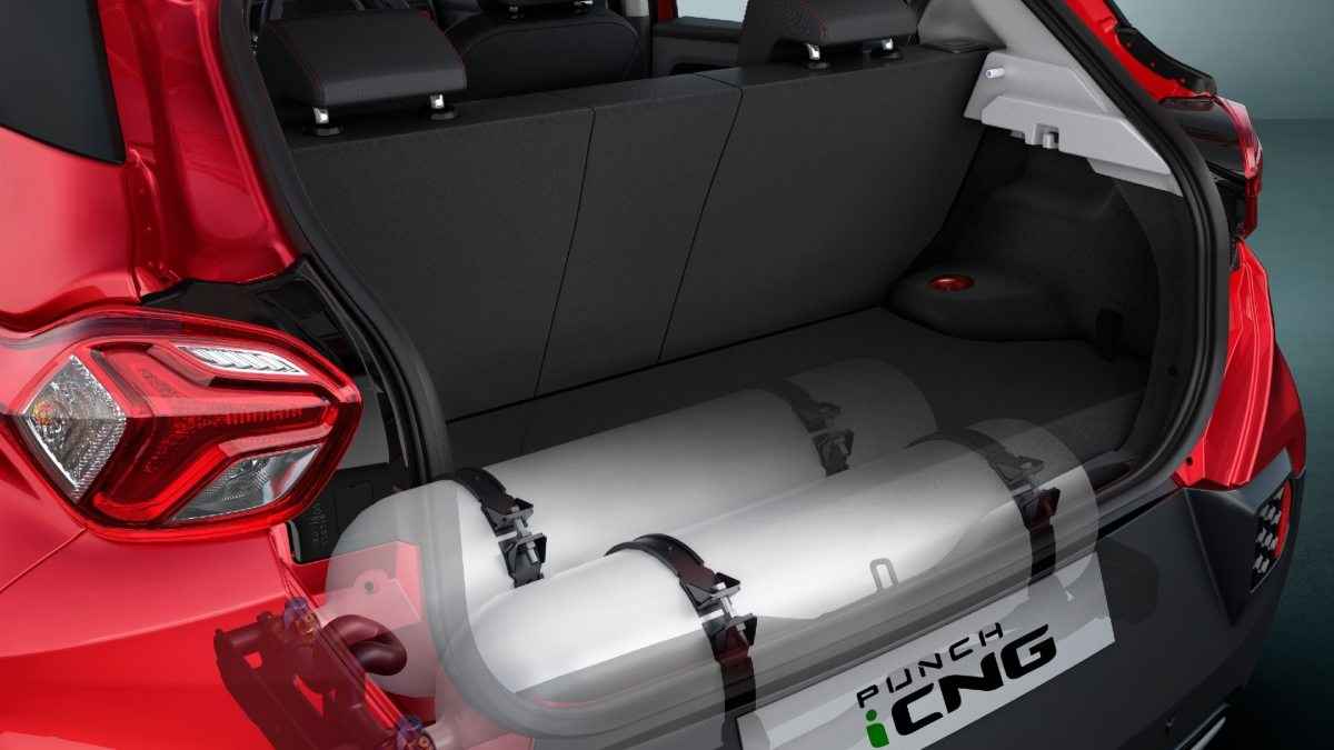 CNG लवर्स की बल्ले-बल्ले, महज 7 लाख में लॉन्च हुई Tata Punch CNG, अब Hyundai Exter का क्या होगा?