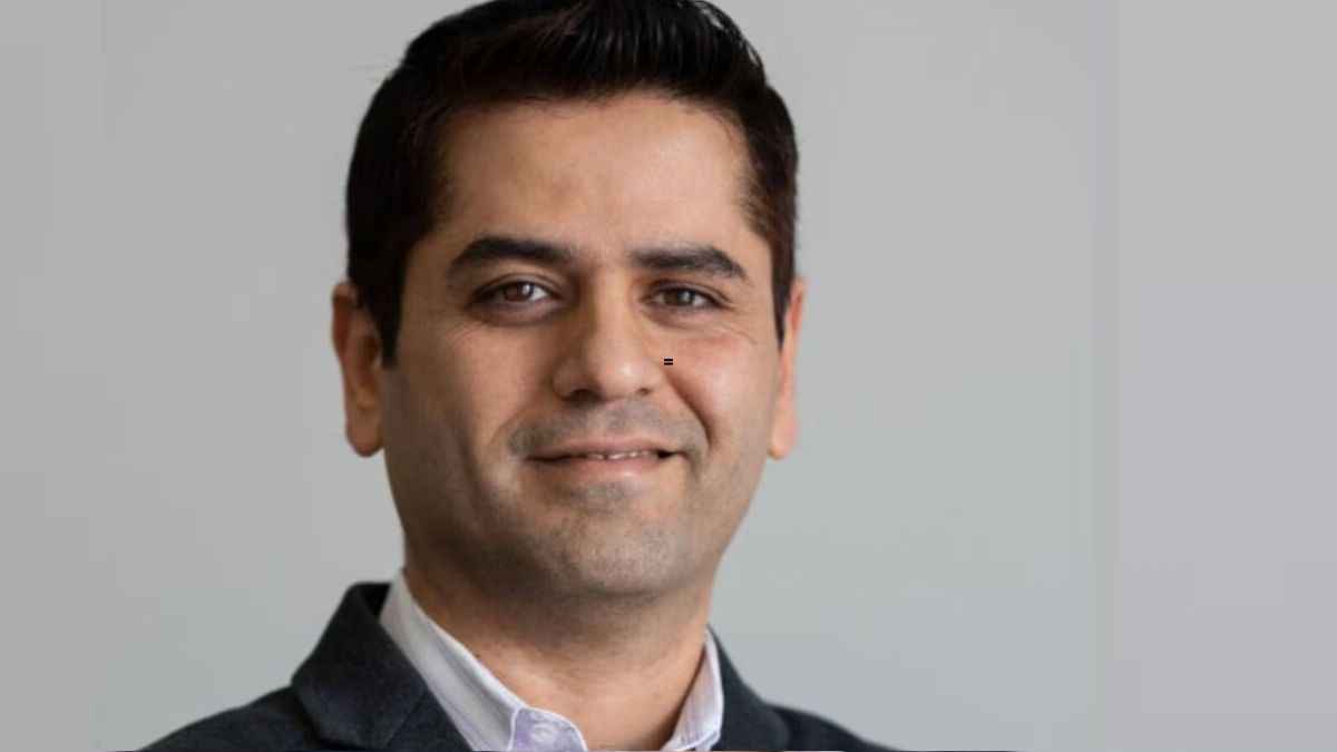 जानें कौन हैं वैभव तनेजा, जिन्हें एलन मस्क ने बनाया टेस्ला का नया CFO