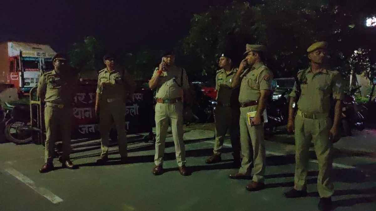 UP Police: डीजीपी का फरमान, क्या अपराधियों को कर पाएगा परेशान? जानें क्राइम कंट्रोल का 'हिंदू पंचांग' कनेक्शन
