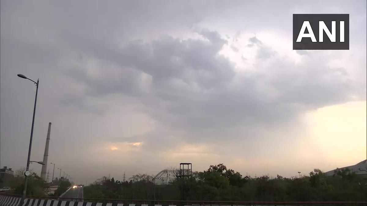 दिल्ली समेत उत्तर भारत में अगले कुछ दिन कैसा रहेगा मानसून, पढ़ें- IMD की ताजा अपडेट