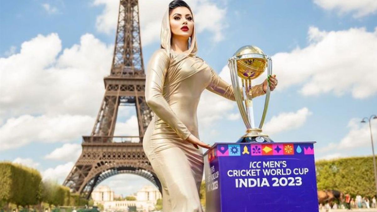 Urvashi Rautela ICC World Cup Trophy