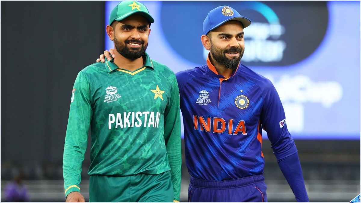 बाबर आजम की इस खूबी के दीवाने हैं Virat Kohli, तारीफ में कह दी बड़ी बात