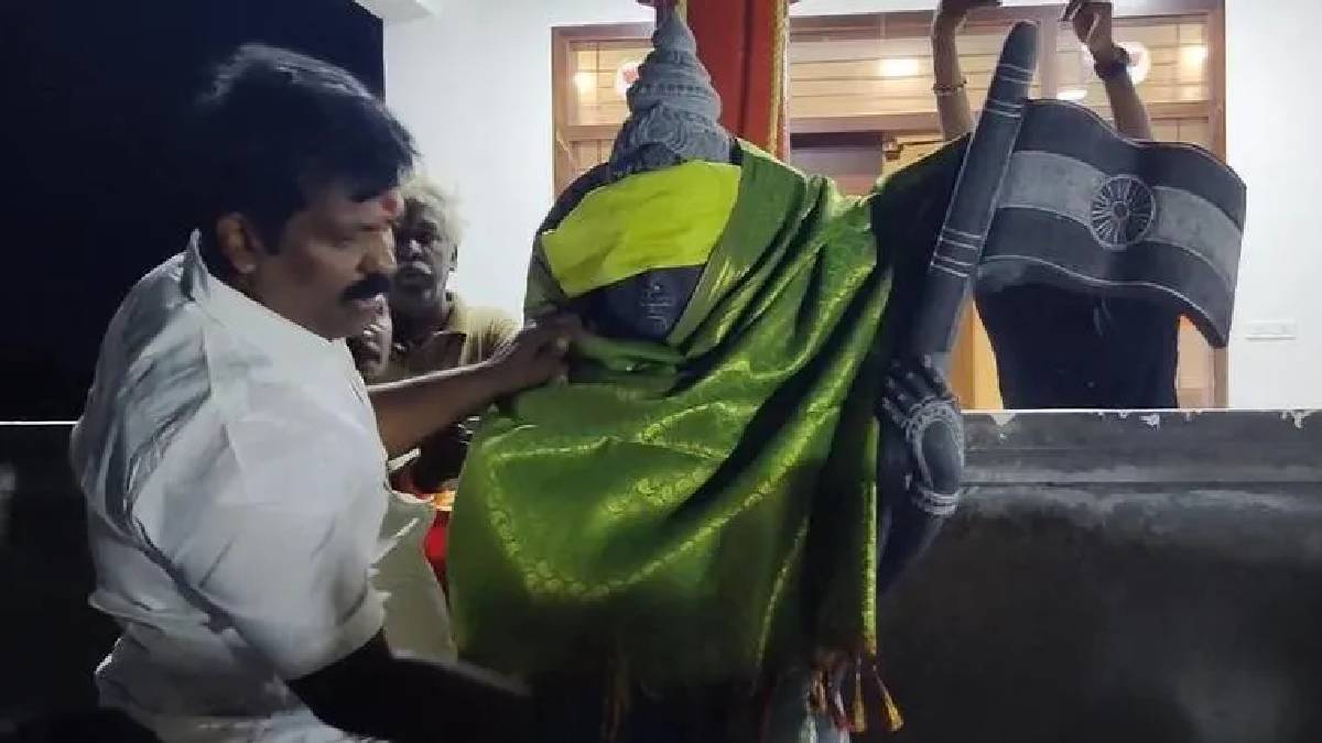 tamil nadu Police, revenue officials remove Bharat Mata statue from BJP office.
