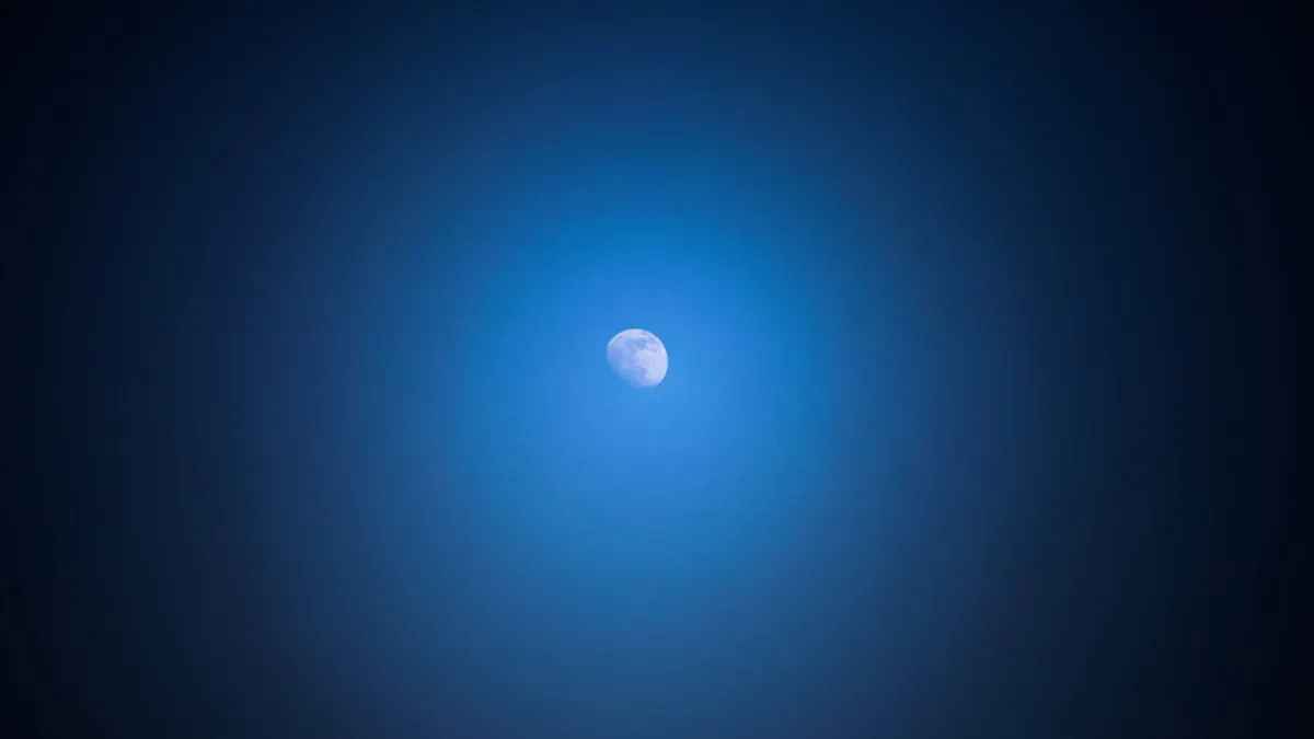 इस वजह से 31 अगस्त को दिखेगा ‘Blue Moon’, जानिए क्यों होता है खास
