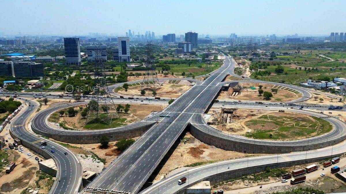 Dwarka Expressway से सिर्फ 25 मिनट में पूरा होगा दिल्ली से गुरुग्राम का सफर, कब से होगा शुरू?  नितिन गडकरी ने दी जानकारी