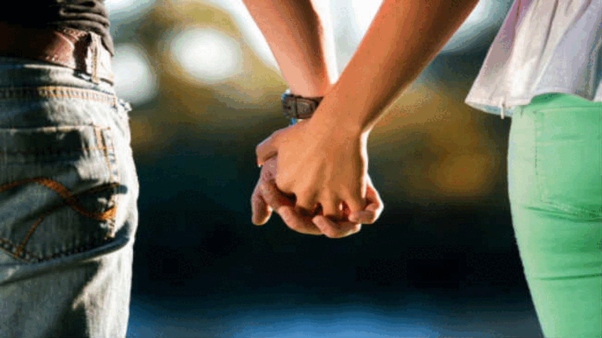 'लिव-इन पार्टनर के साथ मर्जी से संबंध बनाना रेप नहीं', महिला की शिकायत पर इलाहाबाद HC की सख्त टिप्पणी
