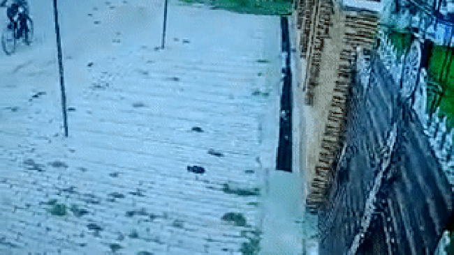 Lucknow Video, Viral Video, Bike Accident, Watch Video, UP Video News