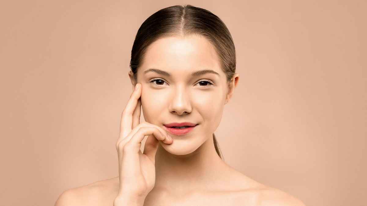 Face Fat Exercise: जानें फेस फैट को किस तरह से करें कम?