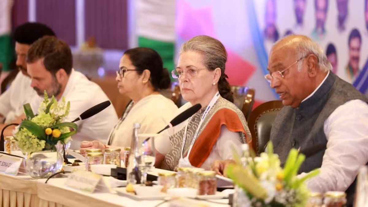 I.N.D.I.A बैठक में शामिल होंगी ये 27 पार्टियां, यहां देखिए पूरी लिस्ट