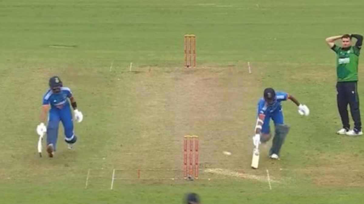 IND vs IRE: एक ही तरफ आ गए दोनों बल्लेबाज, फिर हुआ 'ये चमत्कार'