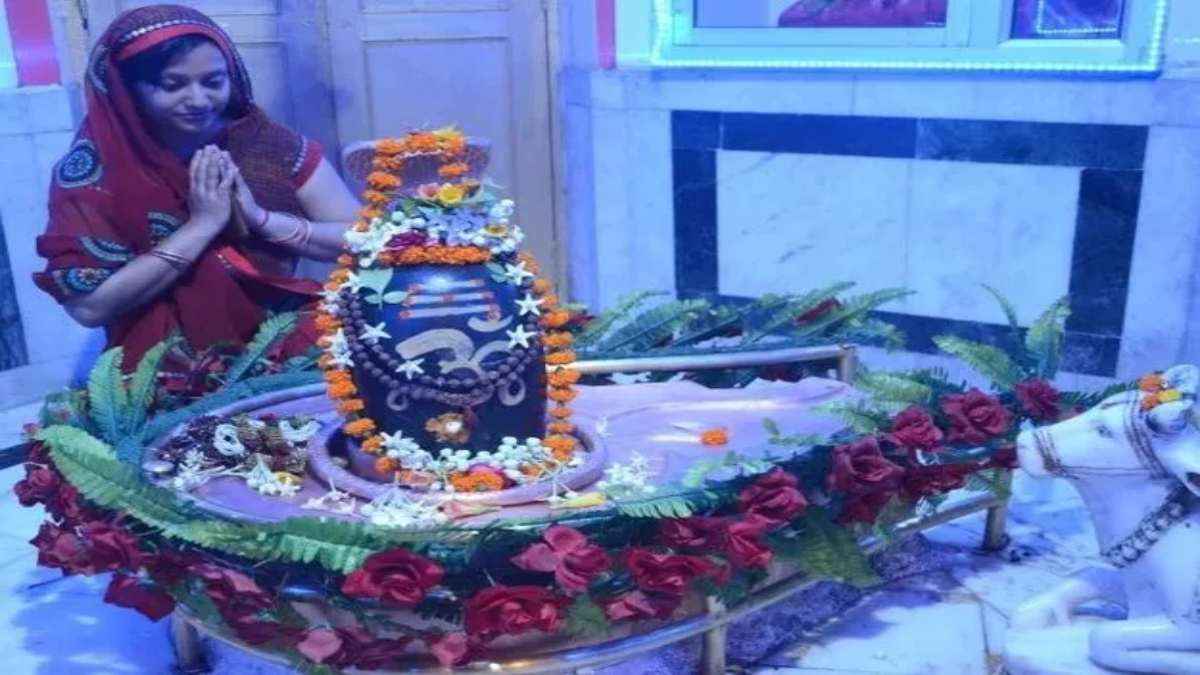 सावन सोमवार पर आज जरूर कर लें शिवजी के इस स्तोत्र का पाठ, कालसर्प दोष भी हो जाएंगे दूर