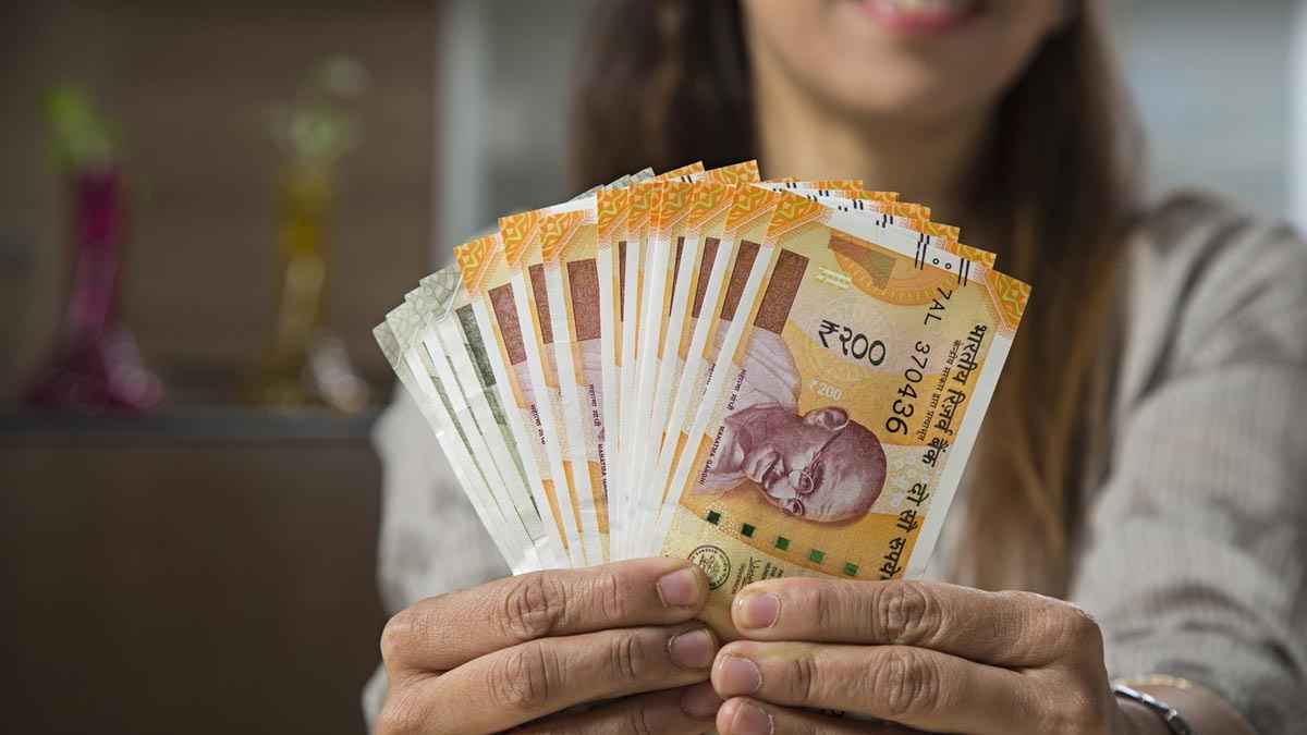 Pension Scheme: दिल्ली में विधवाओं, तलाकशुदा समेत इन महिलाओं को मिल रही है पैसों की मदद, पात्र महिला ऐसे करे अप्लाई
