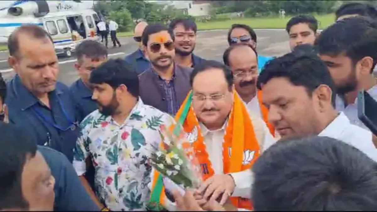 जशपुर में जेपी नड्डा ने 'परिवर्तन यात्रा' के दूसरे चरण का किया आगाज, बोले- बघेल सरकार ने लोगों के साथ किया छलावा
