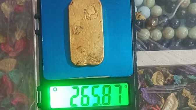 दुबई से आया शख्स ऐसी जगह छिपा लाया लाखों का सोना; अफसोस अपने डर को नहीं छिपा सका