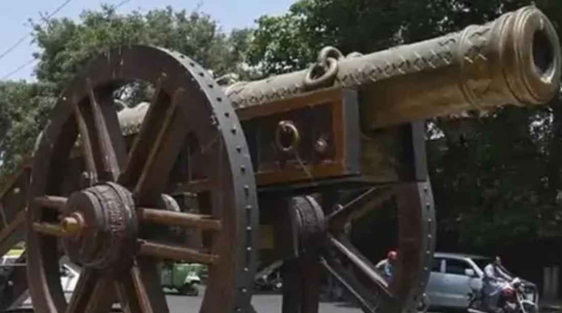 रसोईया चुरा ले गया अंग्रेजों के जमाने की पीतल की 300 KG वजनी तोप, ऐसे फूटा भांडा