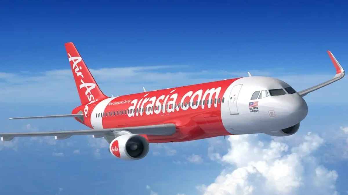 Air Asia Flight की उड़ान के कुछ मिनट बाद ही इमरजेंसी लैंडिंग, 168 यात्रियों की बची जान